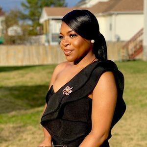 Meet your Posher, Annie